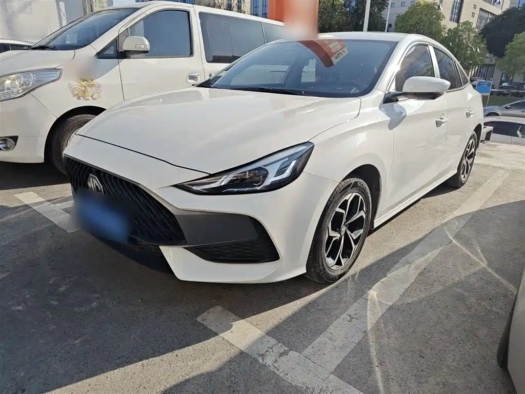 MG 5 2022 180DVVT CVT Youth Luxury Edition