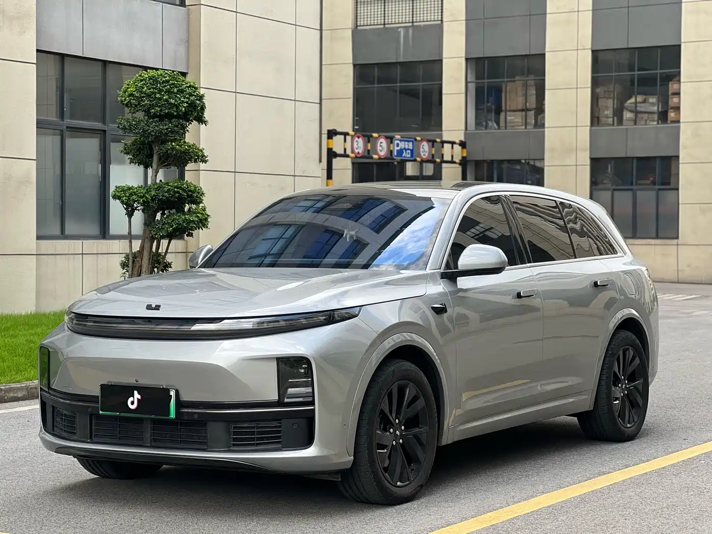 Li Auto L7 2023