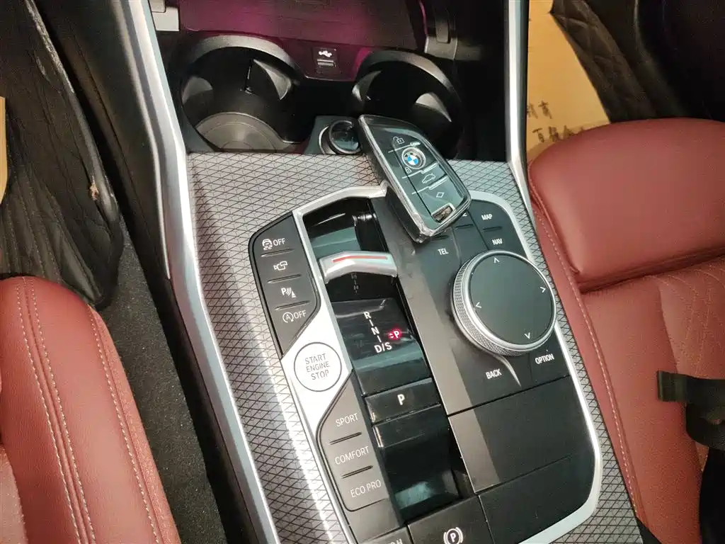 BMW 3 Series 2024 325Li M Sport Shadowline Package фото 14