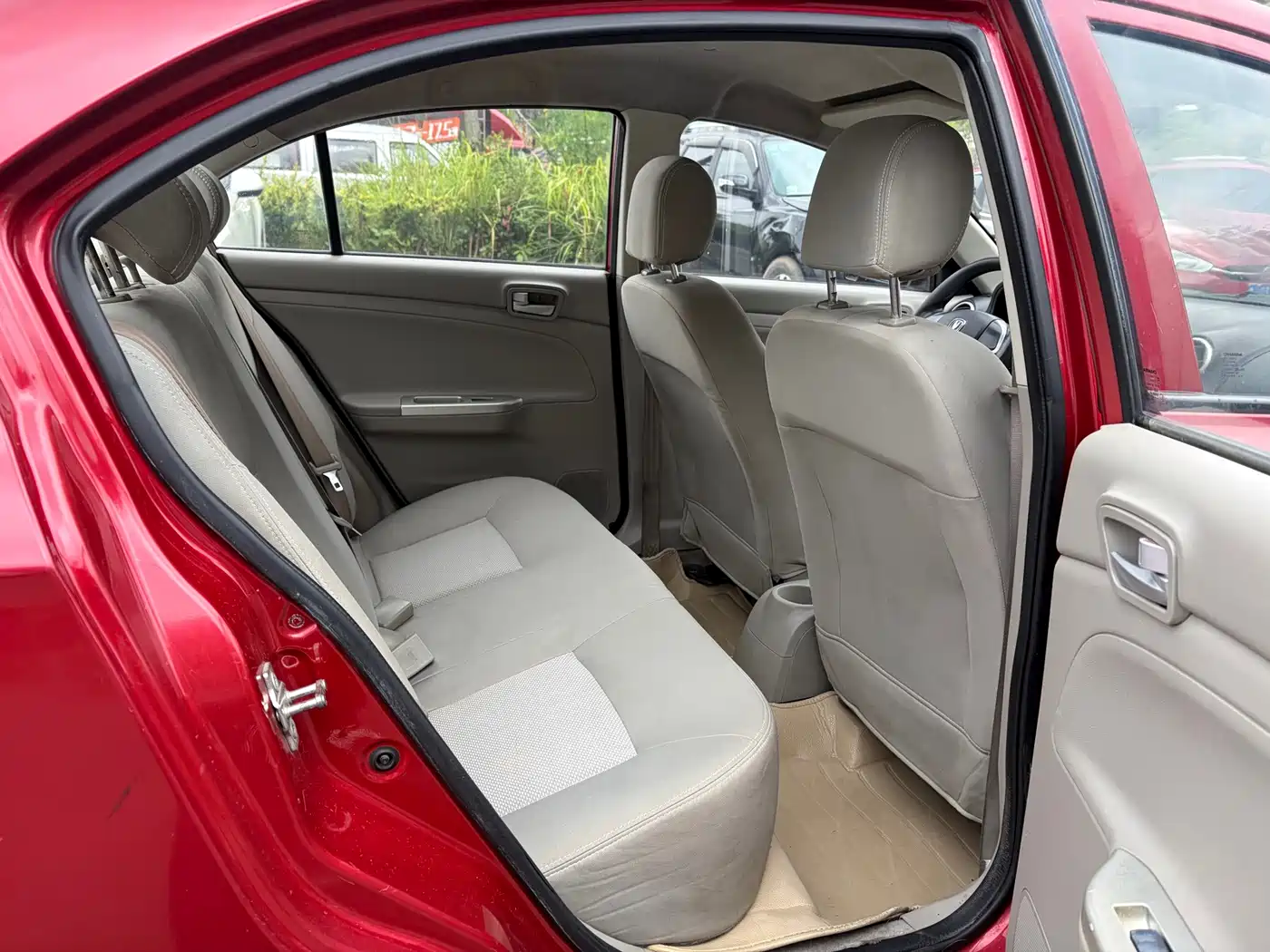 Changan Yuexiang V3 2015 2015 1.4L Manual Happiness Model China IV