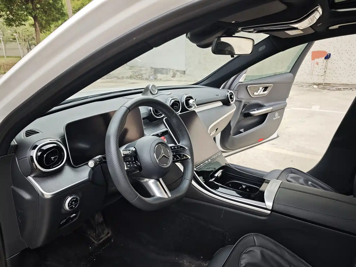Mercedes-Benz C-Class 2023 Facelift C 200 L Sport Edition фото 14