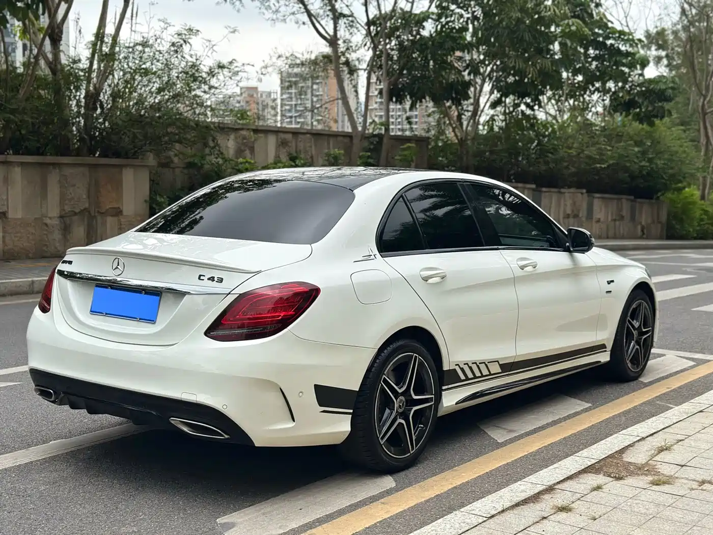 MERCEDES-BENZ C CLASS