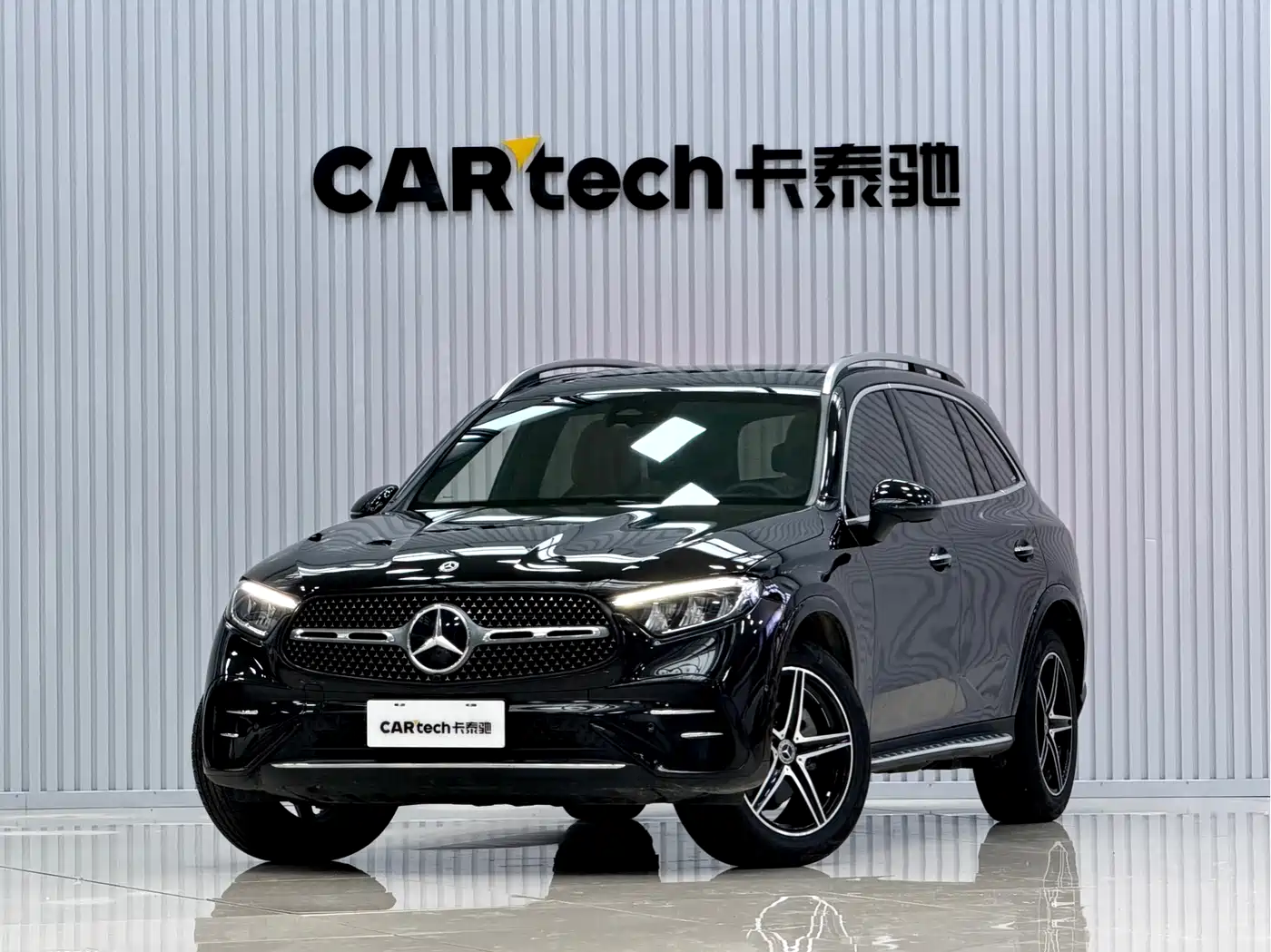 MERCEDES-BENZ GLC