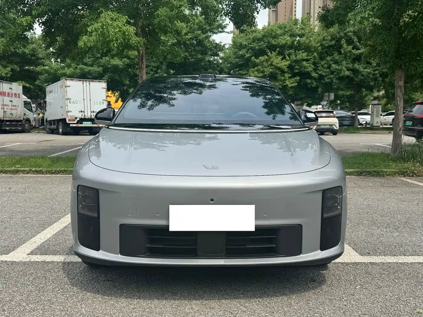 Li Auto i6 2026 2025 2WD Base Model