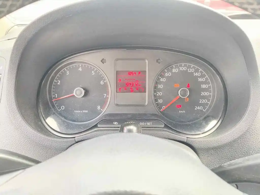 Фото 4 - Volkswagen Polo