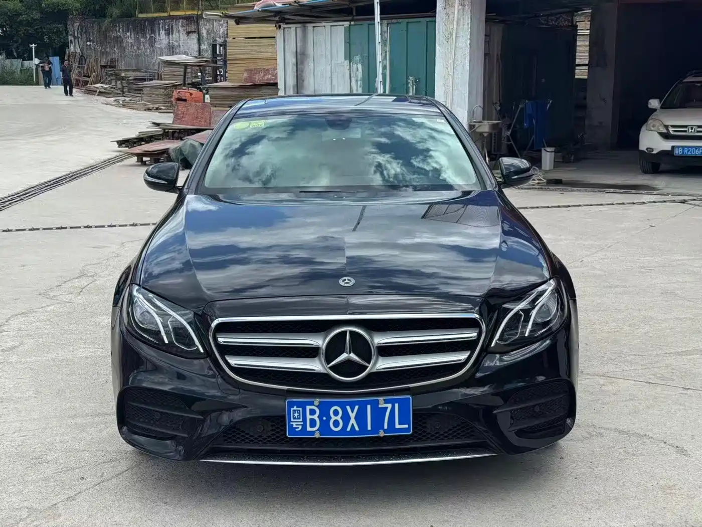 Mercedes-Benz E-Class 2016 E 200 L Sport Type фото 2