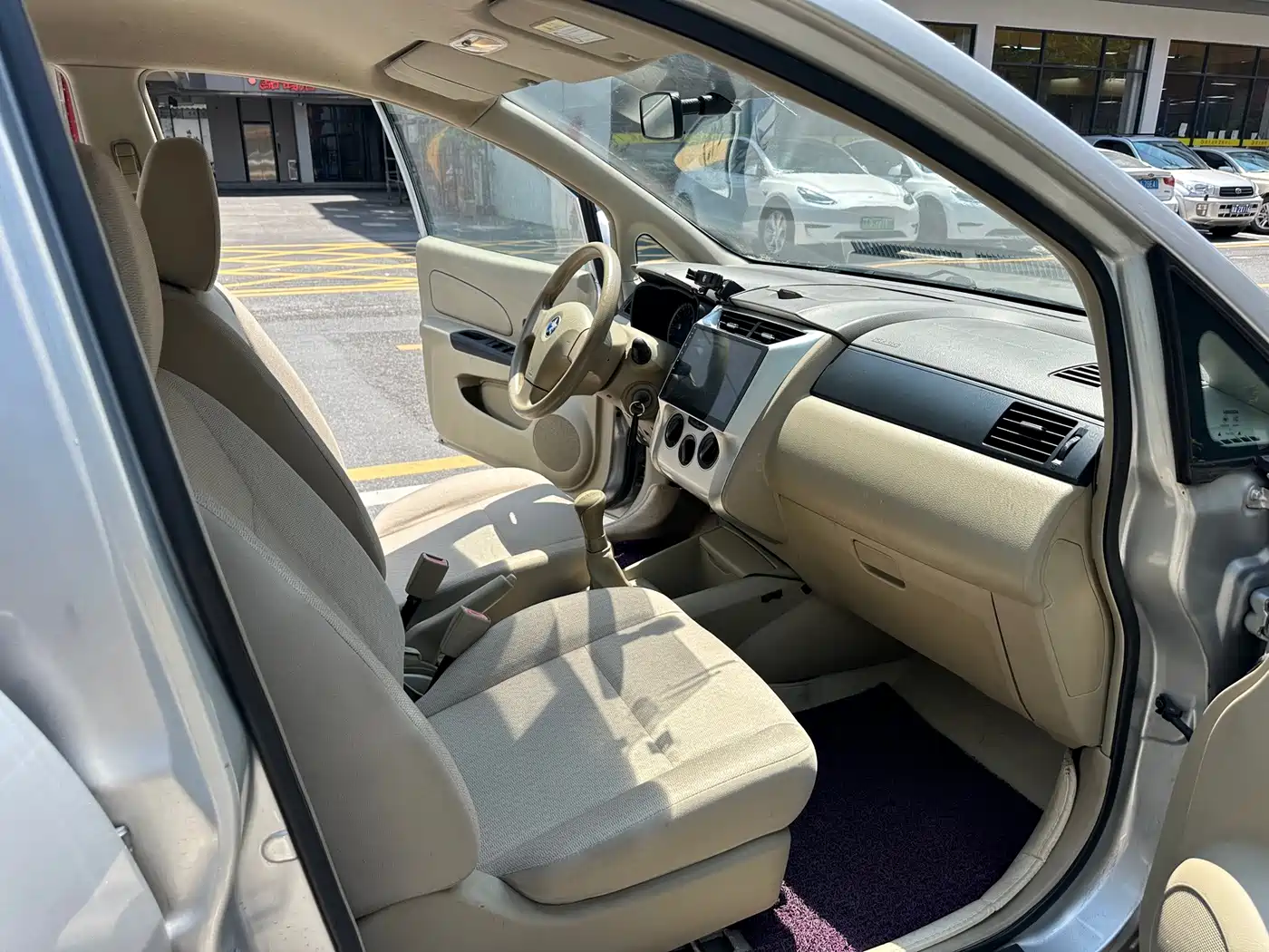 Venucia D50 2014 2013 1.6L Manual Fashion