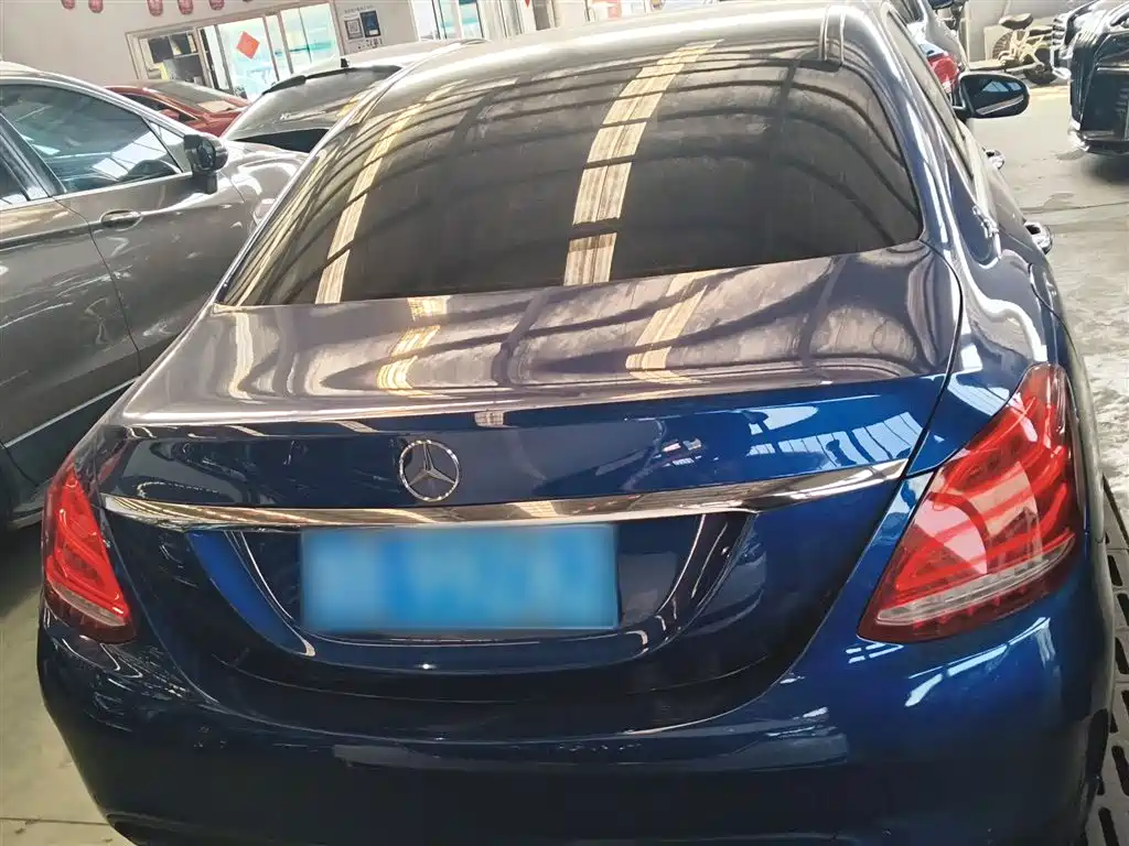 Mercedes-Benz C-Class 2017 Facelift C 200 L Sport Edition фото 6
