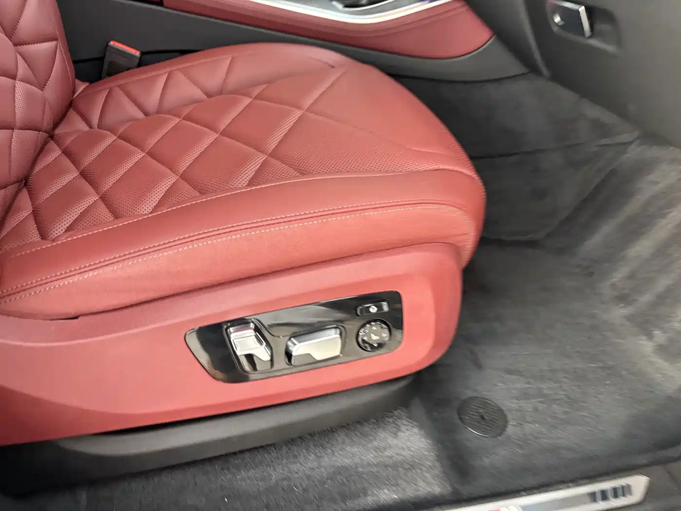 BMW X5 2026 2026 xDrive 30Li Luxury M Sport Night Edition Package