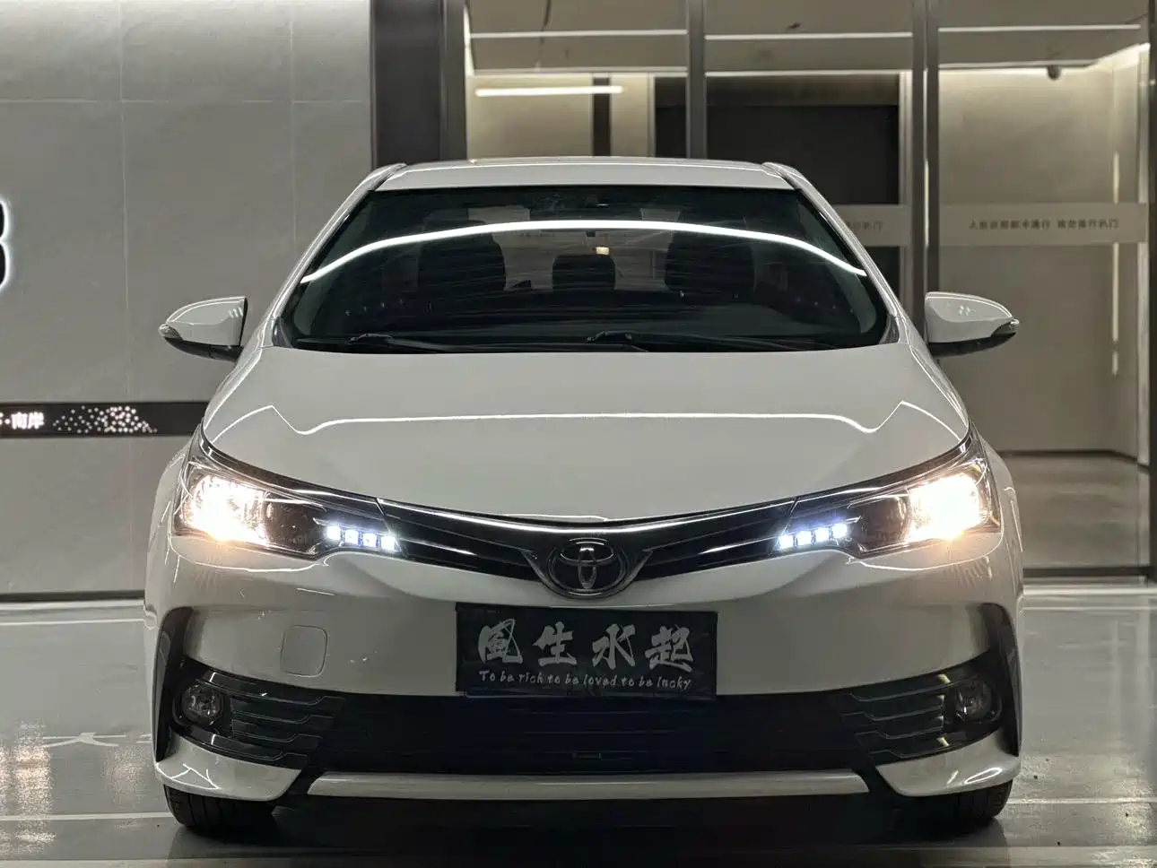 Toyota Corolla 2017 Facelift 1.2T S-CVT GL фото 2