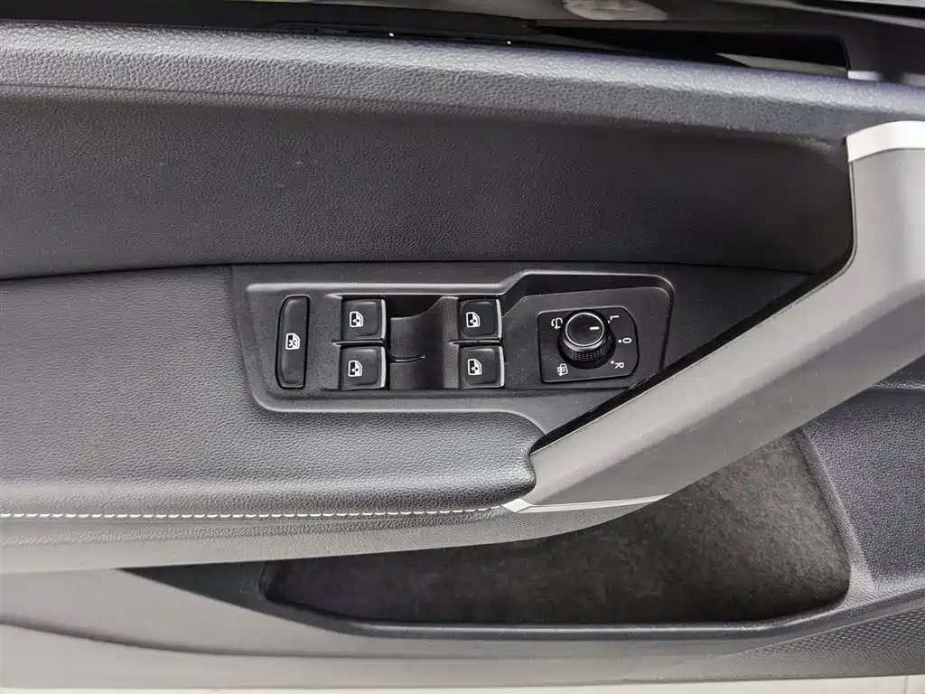 Volkswagen Tayron 2020 380TSI 4WD R-Line Smart Edition фото 9