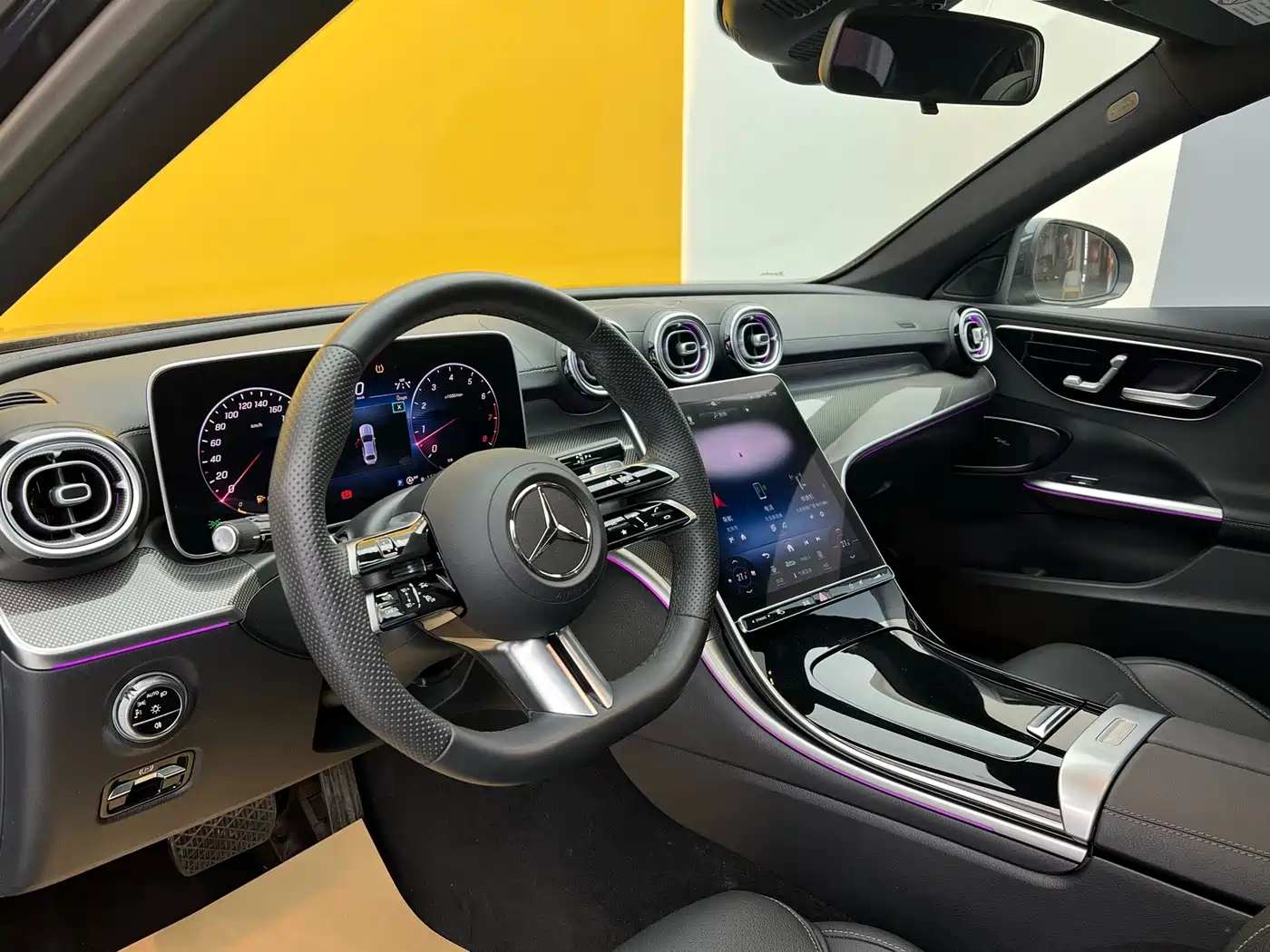 Mercedes-Benz C-Class 2024 C 260 L Sport фото 4