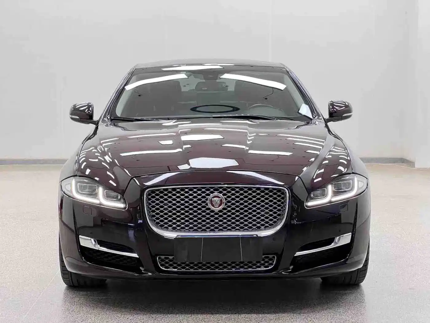 Jaguar XJ 2016 2016 XJL 2.0T 2WD Elegance Business Edition