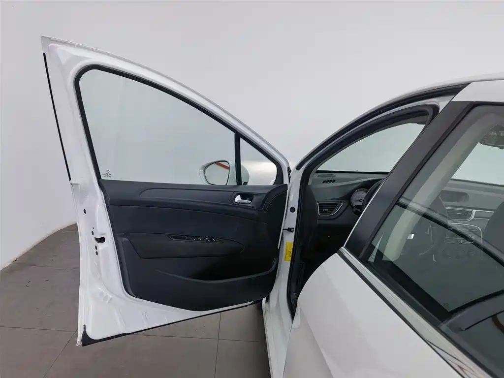 Peugeot 308 2013 Model 1.6L Automatic Superior Style фото 8