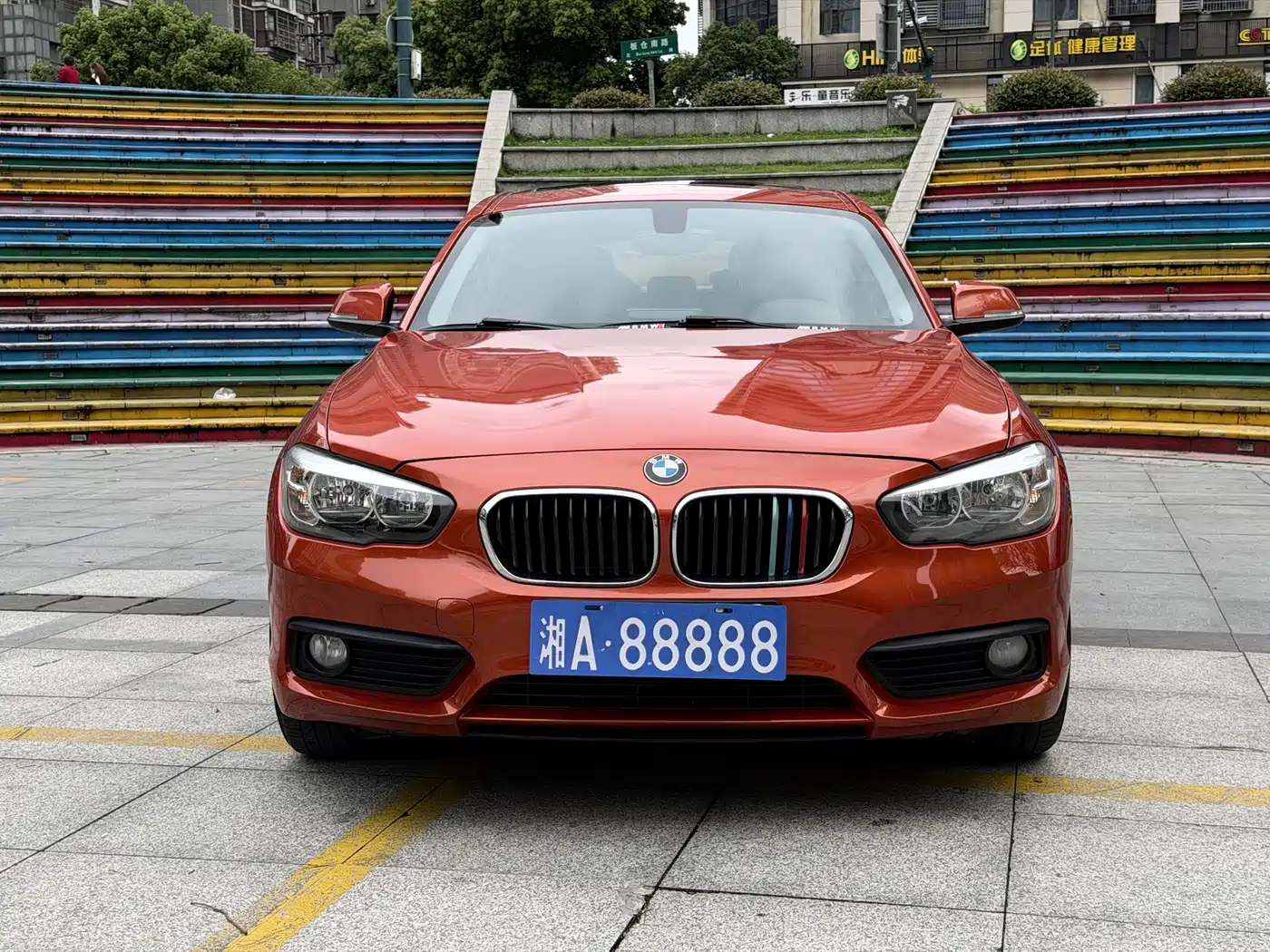 BMW 1 Series (Import) 2015 118i Leading фото 2