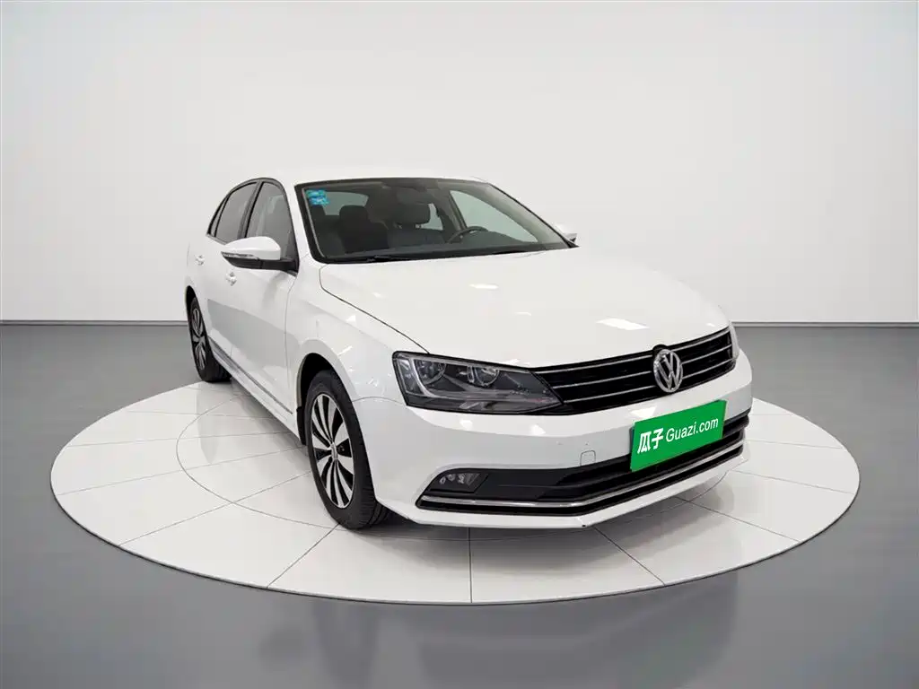 Volkswagen Sagitar 2018 1.6L Manual Comfort фото 4