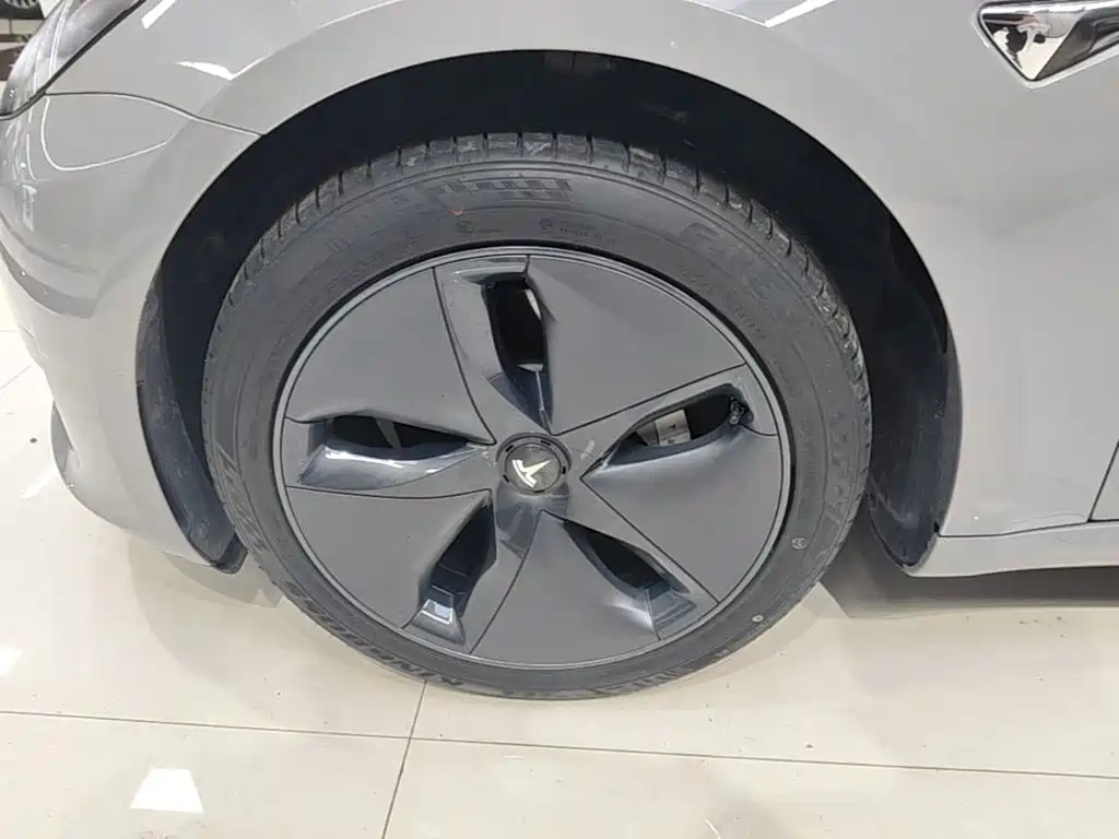 Tesla Model 3 2020 2019 Standard Range Rear-Wheel Drive Upgrade
