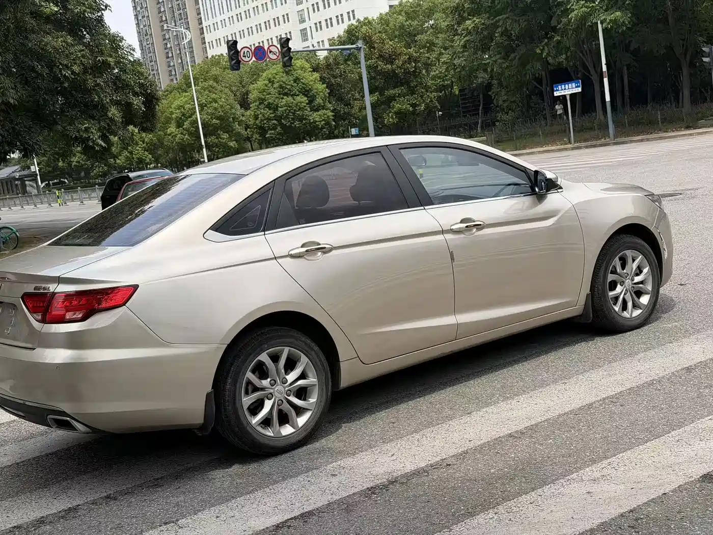 Geely Emgrand GL 2017 2017 1.8L DCT Elite