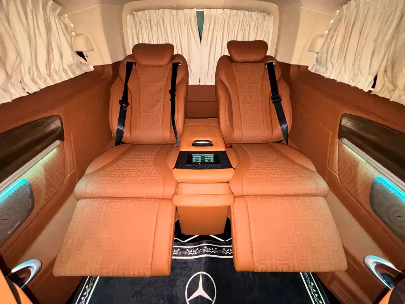 Mercedes-Benz Vito 2021 2.0T Business Edition 7-seater фото 17