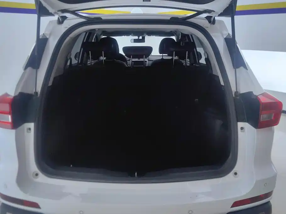 Фото 4 - Haval M6
