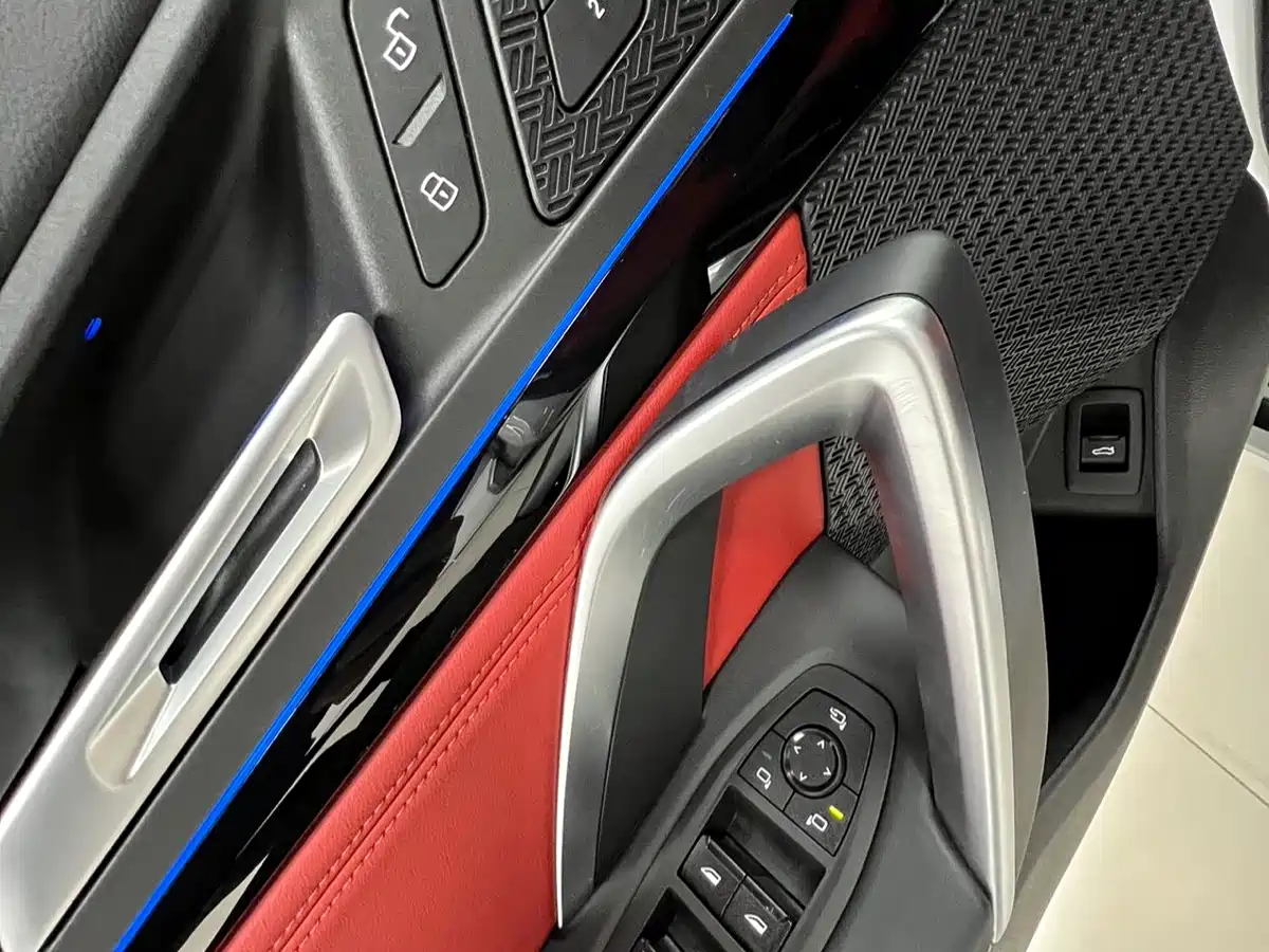 BMW X1 2023 sDrive20Li X Design Package фото 12