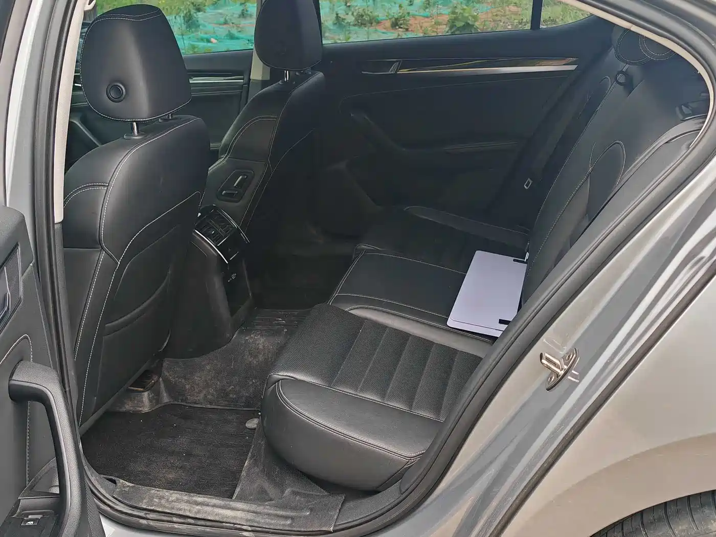 Škoda Superb 2024 TSI330 DSG Luxury Edition фото 13