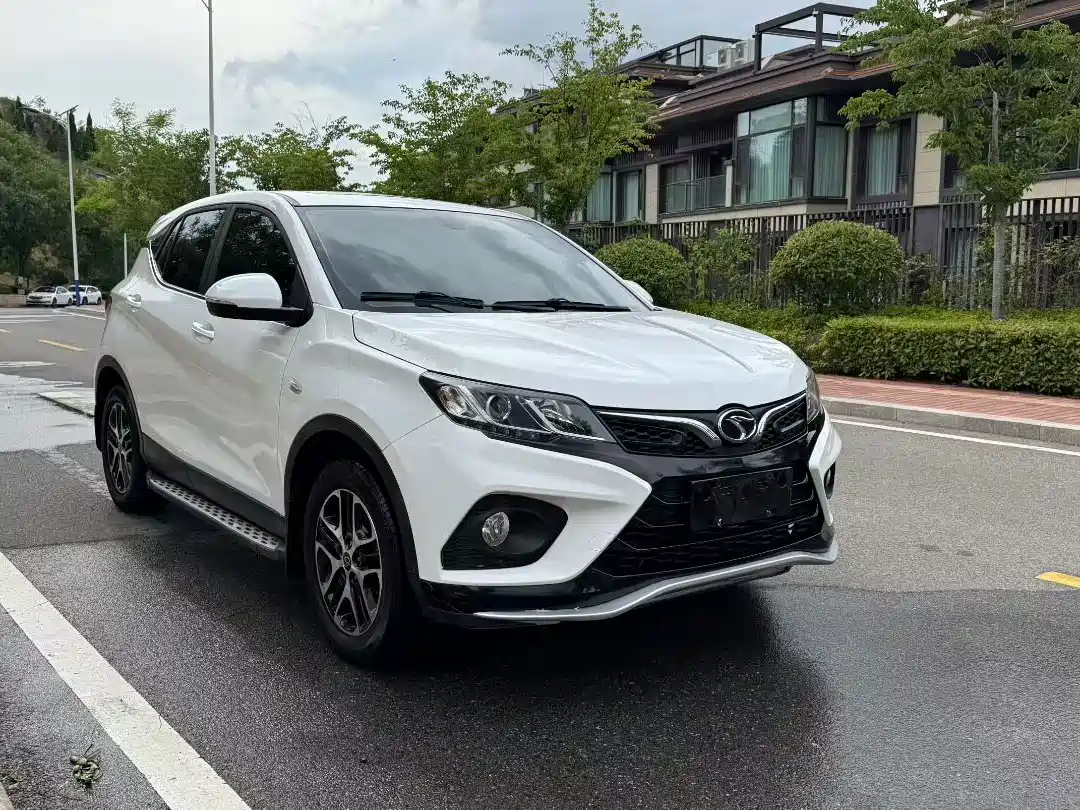 Soueast DX3 2019 2019 1.5T CVT Luxury China V