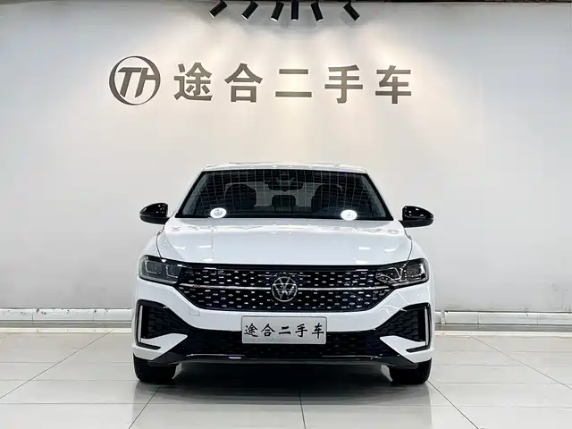 Volkswagen Lavida 2024 Model 300TSI DSG Starlight Full Comfort Edition — фото 4