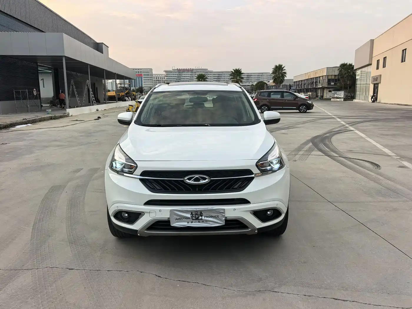 Chery Tiggo 7 2016 2016 2.0L CVT Bright Edition