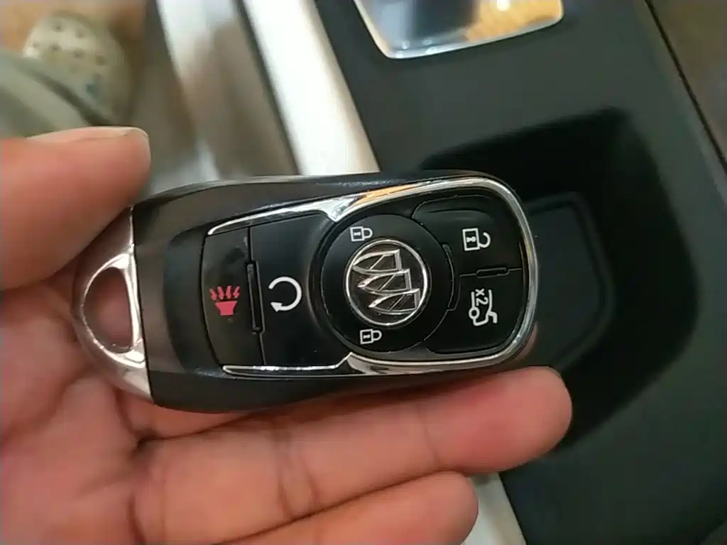 Фото 9 - Buick LaCrosse