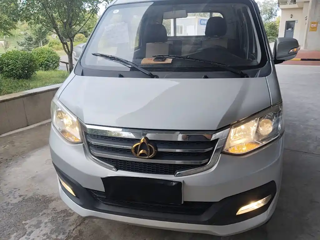 Changan Kuayue Xin Bao T3 2024 2021 1.6L Standard Edition Double Row Single Rear Wheel Flatbed 2520mm Cargo Box DAM16KR