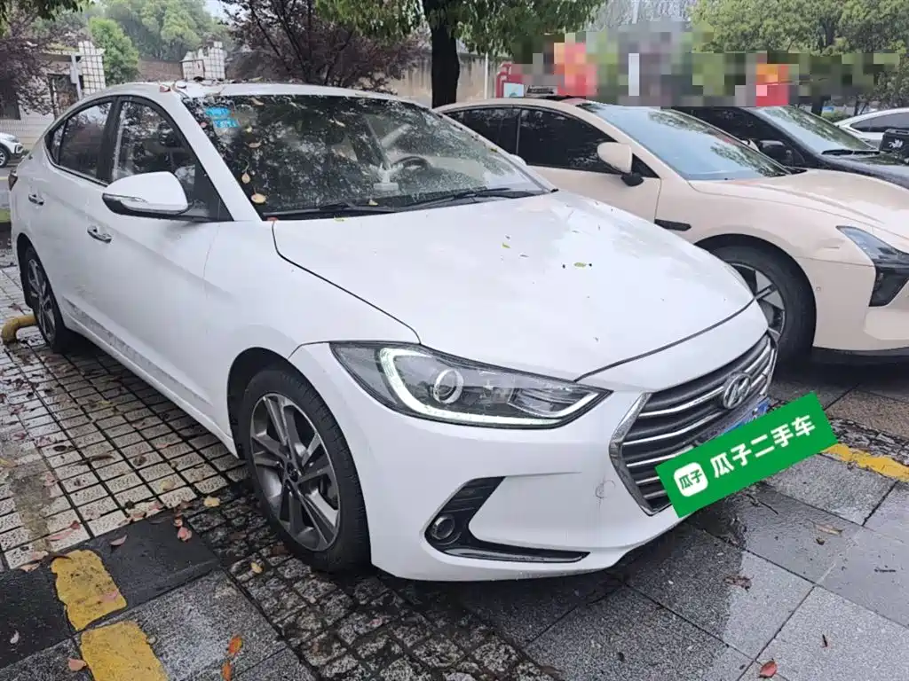 Hyundai Elantra 2018 1.6L Automatic 15th Anniversary Special Edition фото 21