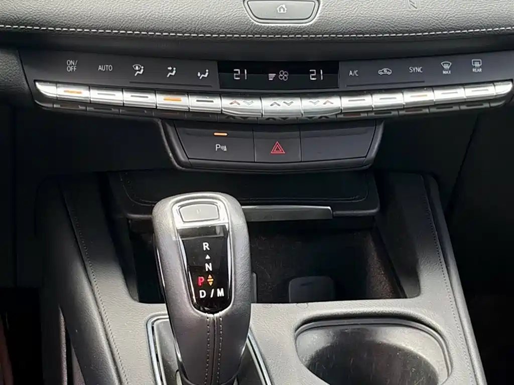 Cadillac XT4 2018 Model 28T 2WD Technology фото 16