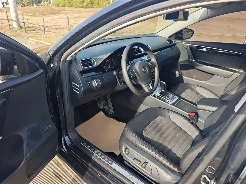 Volkswagen Magotan 2016 1.8TSI Smart Luxury фото 16