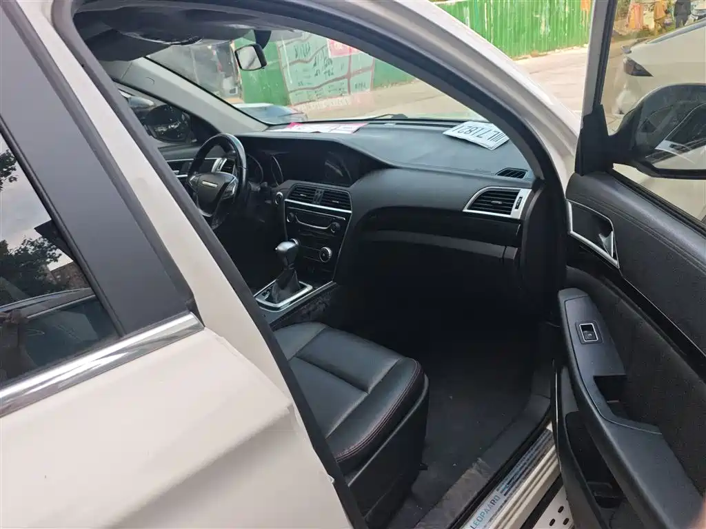 Leopaard CS10 2017 2017 Model 2.0T Automatic Urban Edition