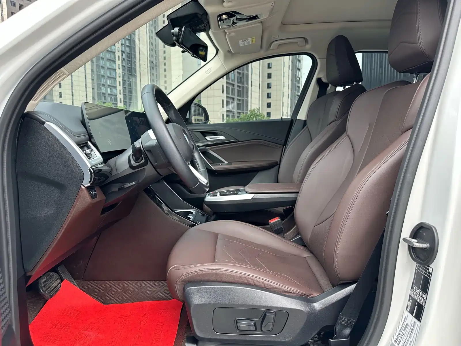 Фото 9 - BMW X1