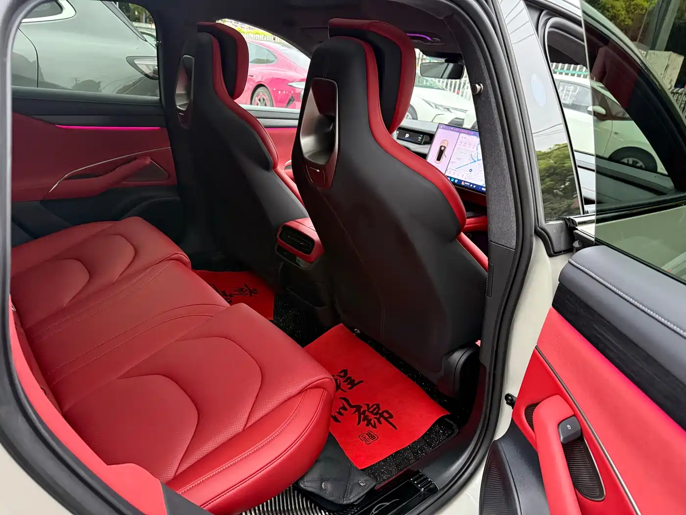 XIAOMI CAR XIAOMI SU7