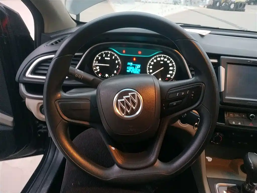 Buick Excelle 2015 15N Automatic Progressive фото 11