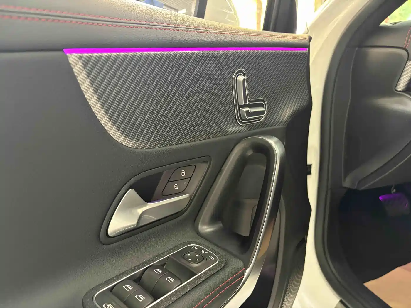 Mercedes-Benz A-Class 2024 A 200 L Fashion Edition фото 14