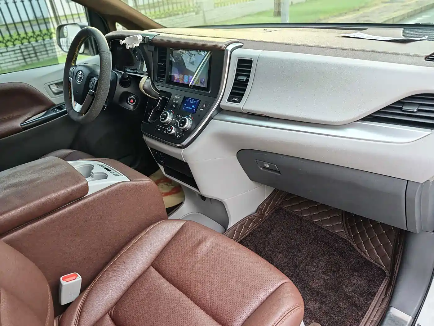 Toyota Sienna 2018 2015 3.5L 4WD L