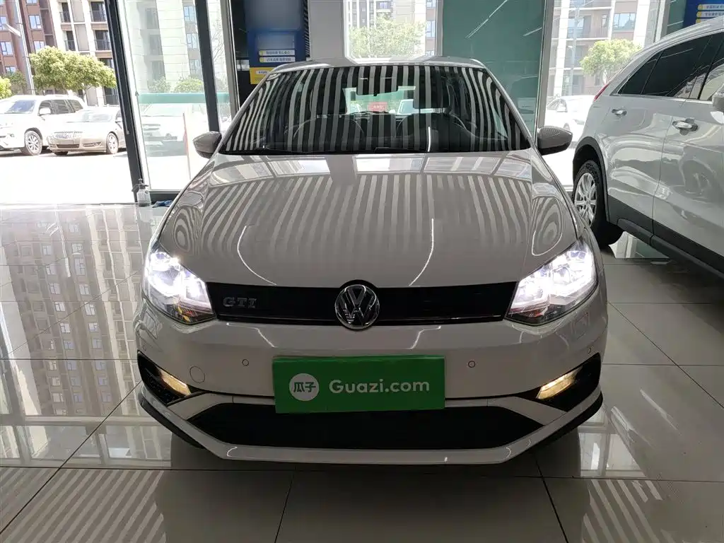 Volkswagen Polo 2015 Model 1.4TSI GTI фото 3
