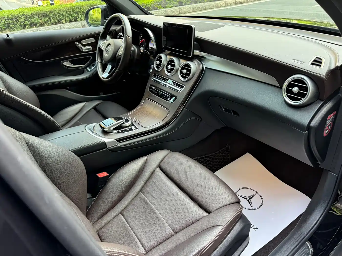 Mercedes-Benz GLC 2018 GLC 260 4MATIC Luxury фото 15