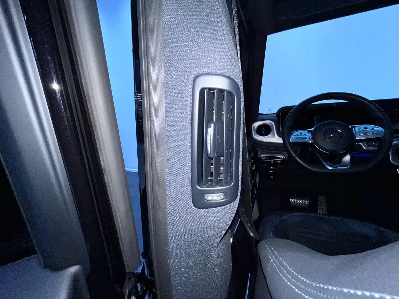 Mercedes-Benz G-Class 2024 G 350 фото 15