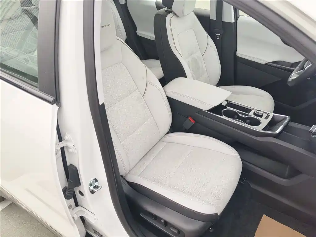 Chevrolet Equinox Plus 2024 155km ACTIV Ultimate Edition фото 25