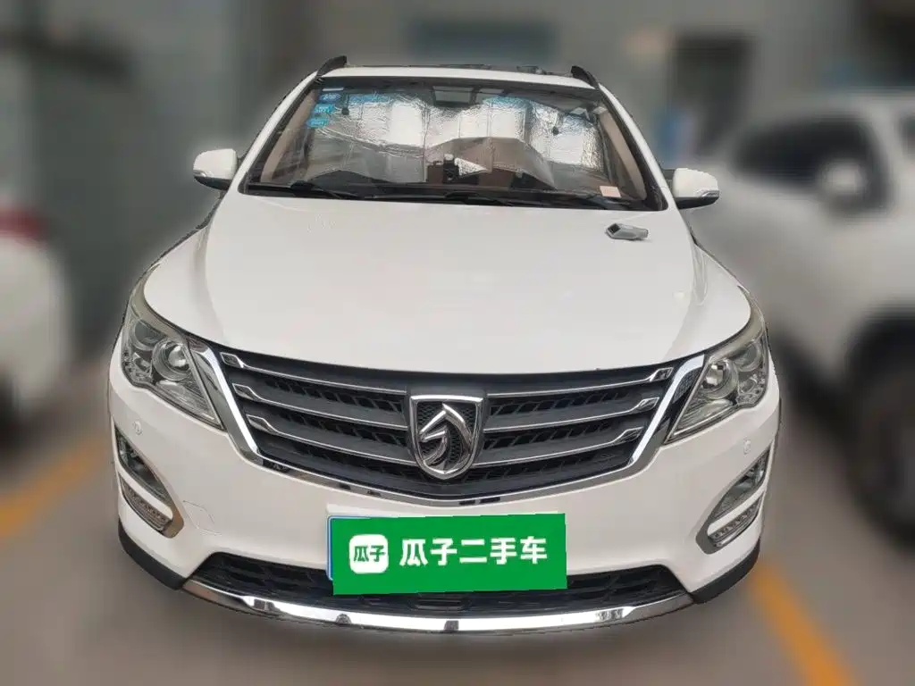 Baojun 560 2017 2016 1.8L iAMT Luxury