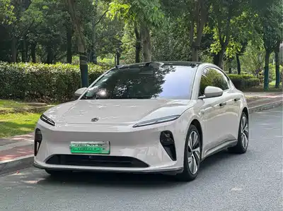 NIO ET5