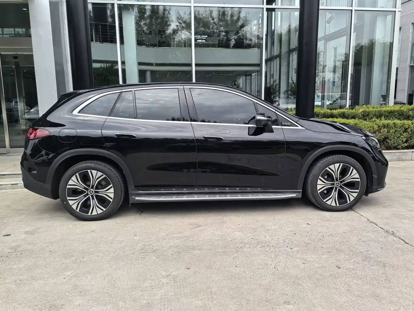Mercedes-Benz EQE SUV 2026 2024 500 4MATIC Luxury Edition
