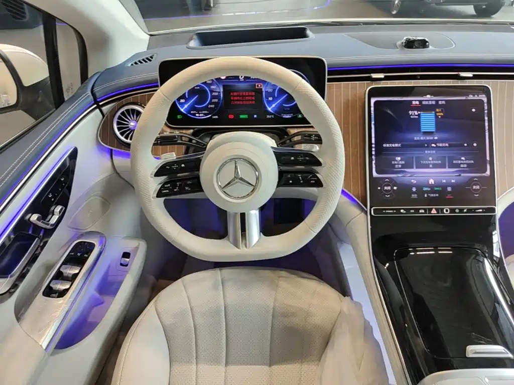 Mercedes-Benz EQE 2025 2025 Model 500 4MATIC Luxury Edition