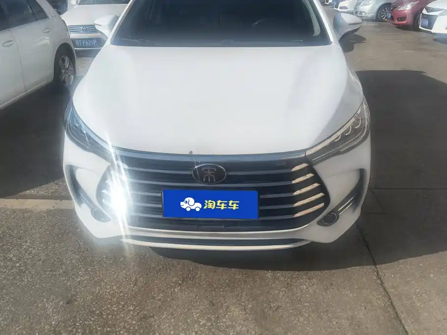 Фото 2 - BYD Song MAX