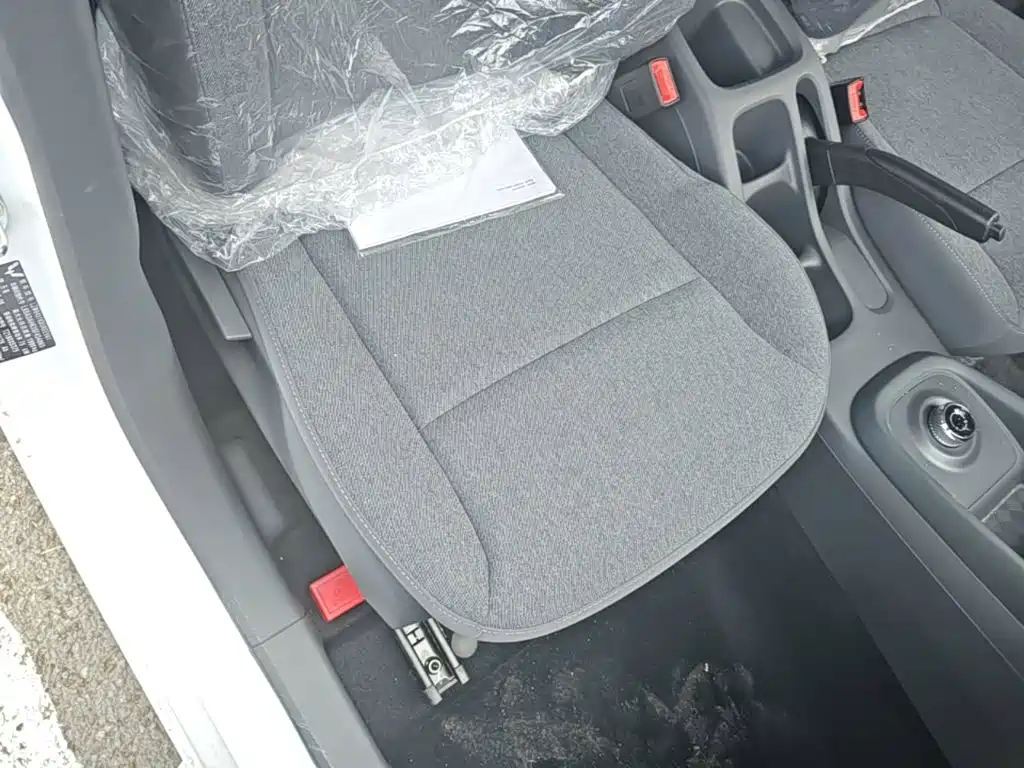 Wuling Motors Wuling Hongguang New Energy 2026 2025 Model Range Extender Hybrid 50KM Utility